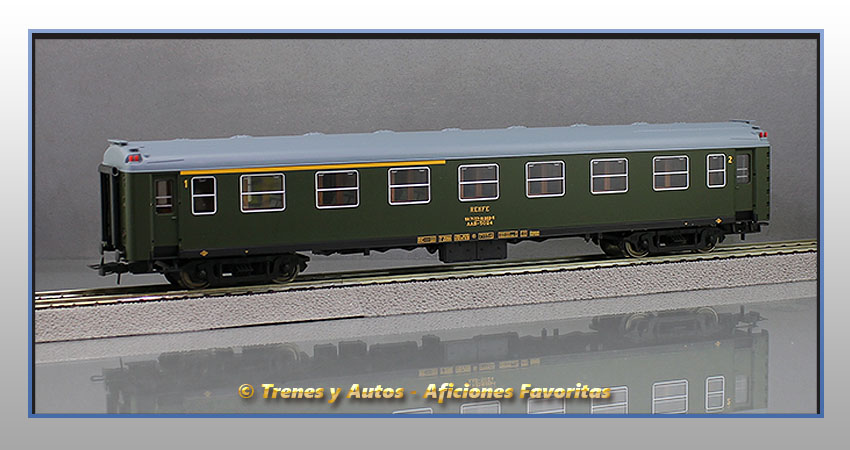 Coche pasajeros Serie 5000 AAB-5024  Clase 1ª y 2ª - Renfe